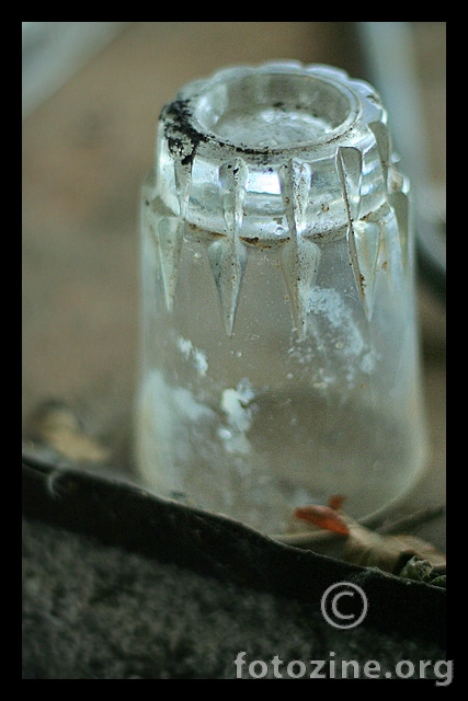 Čašica razgovora sa sjenama