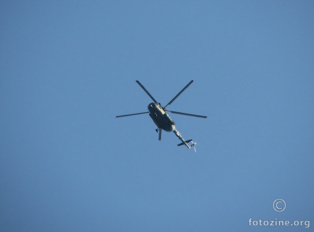 Helikopter u letu