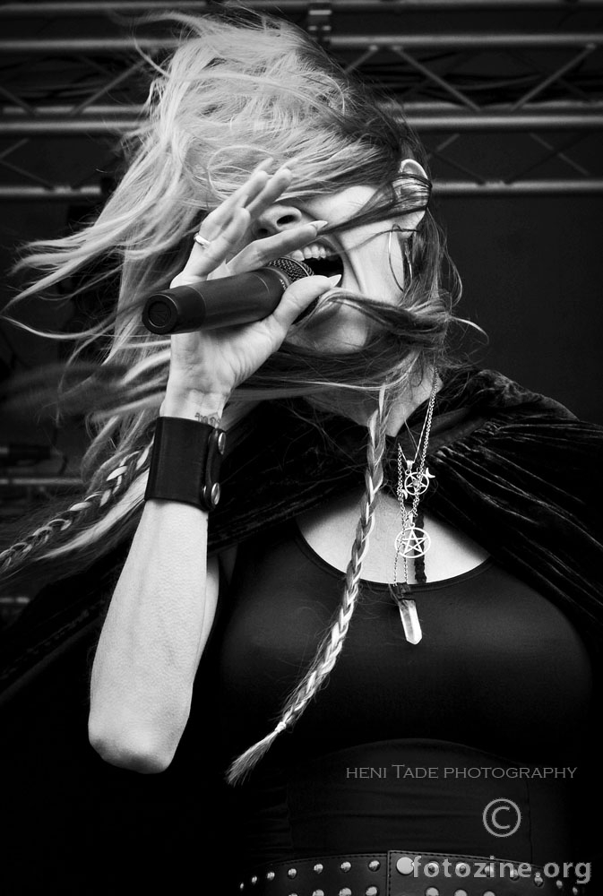 Jill Janus (Huntress)