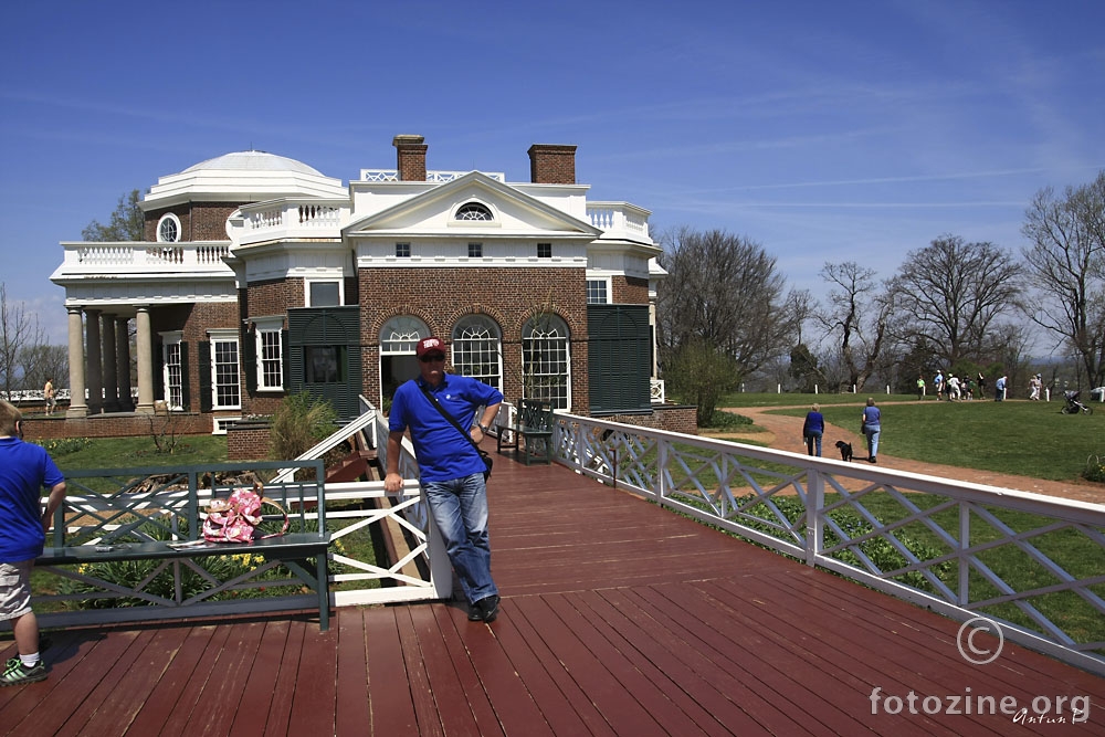 ... Monticello ...