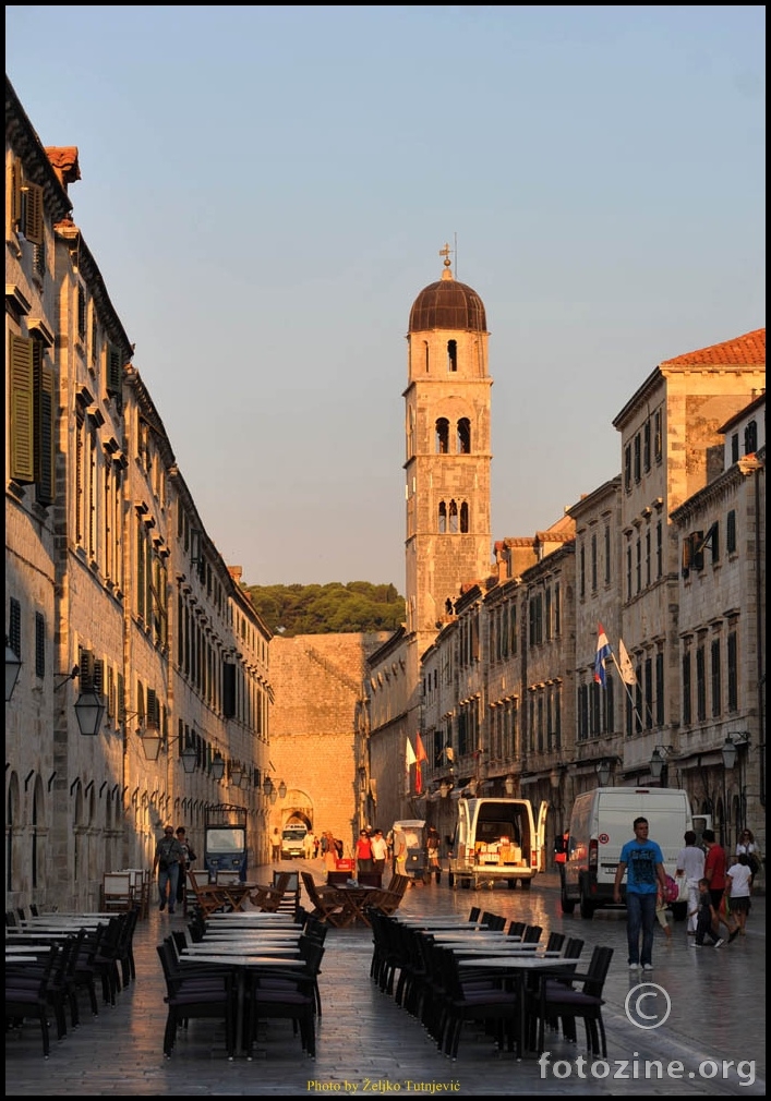 (RANO)JUTARNJI PARKING NA STRADUNU - BY ŽT