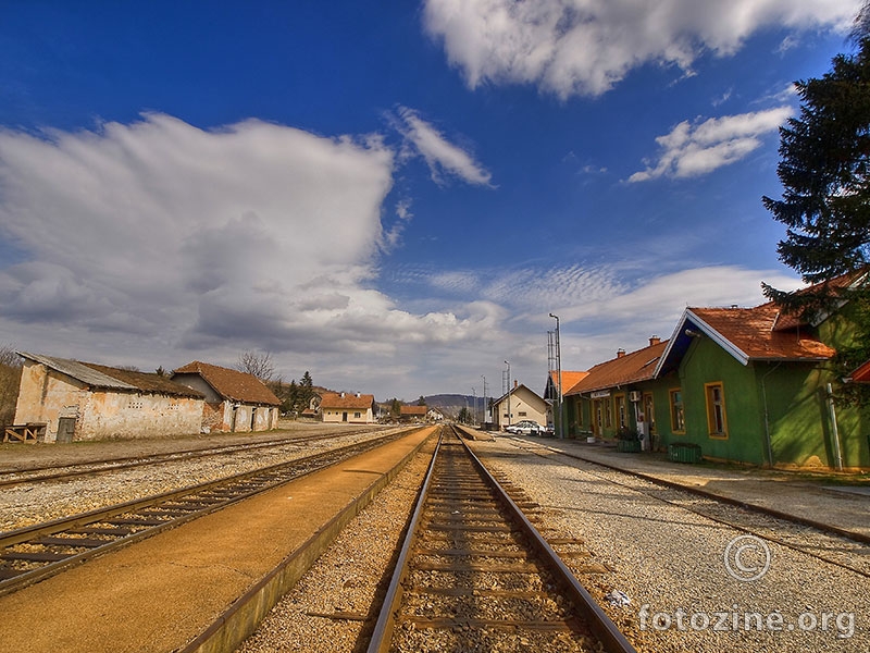 željeznička postaja Nju Marof Sity