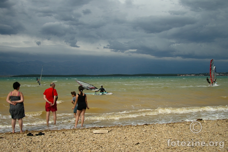 obitelj na surfalištu