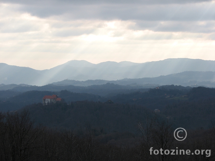 Stražnja, sjeverna strana Tabora