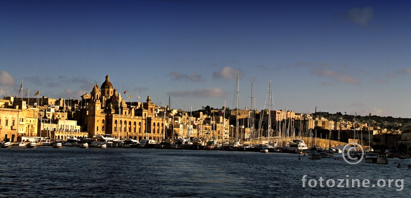 HARBOUR CRUISE