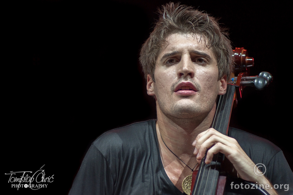 2Cellos