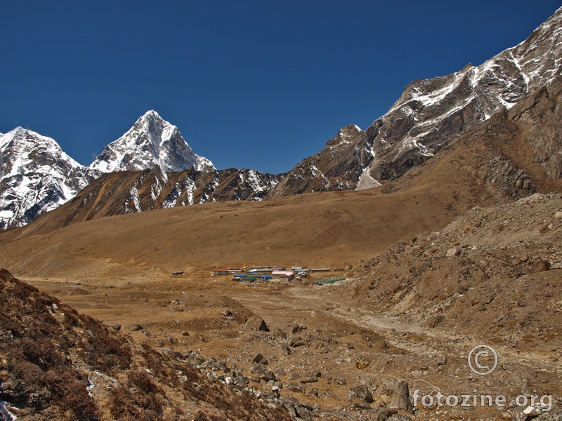 Lobuche