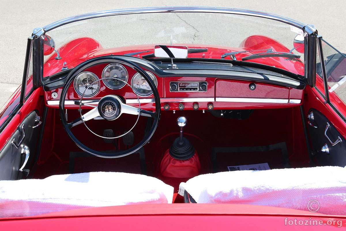 Alfa Romeo Giulietta Spider - 2