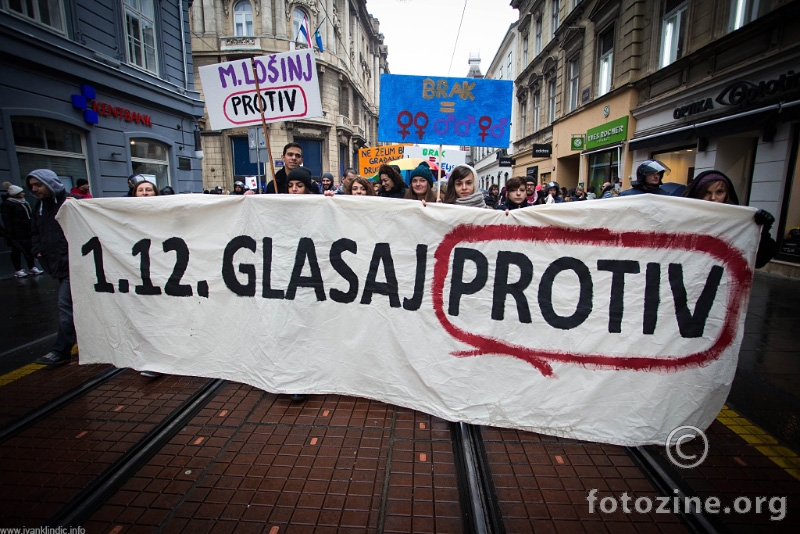 Marš "Ja glasam Protiv"