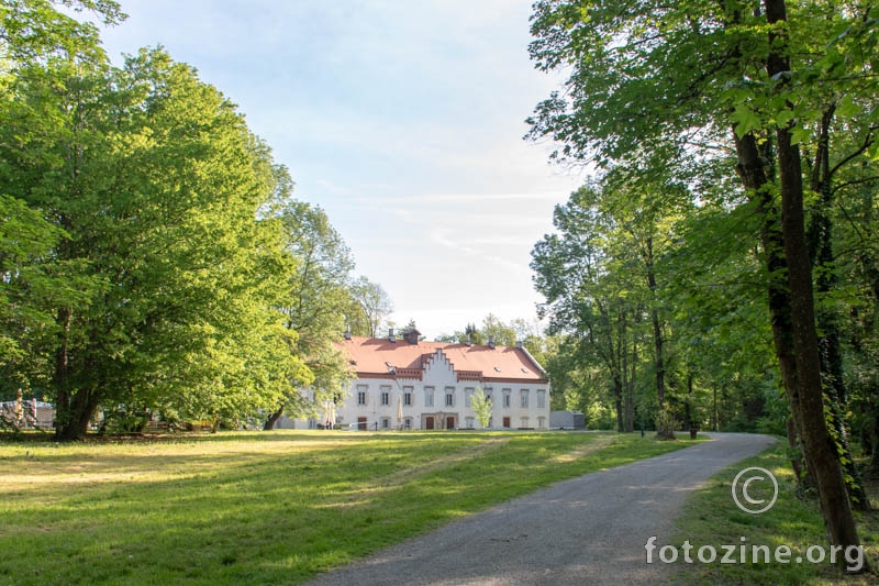 Dvorac Novi Dvori, Zaprešić