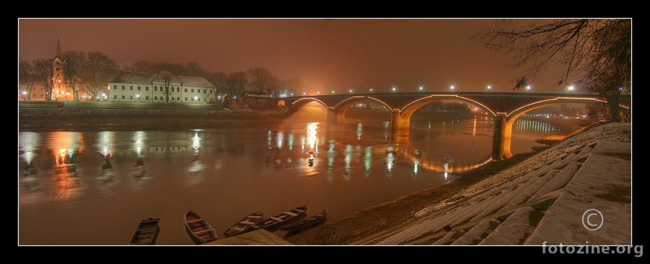 Sisak - Night Vision